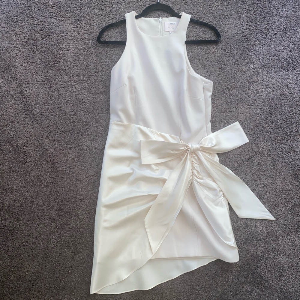 Beautiful Silk Cinq á sept bow dress!